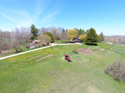 Country Home Hobby Farm on 15 Organic Acres SW Wisconsin - image 39