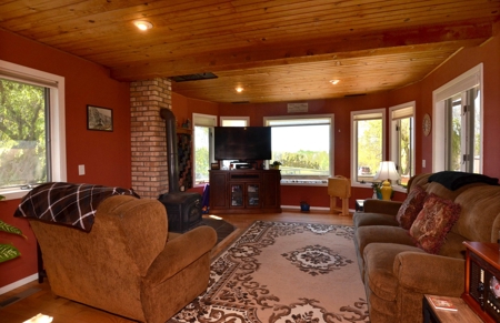 Country Home Hobby Farm on 15 Organic Acres SW Wisconsin - image 21