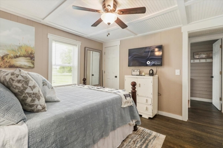 Southern Missouri Hobby Farm With Stunning Home - image 11