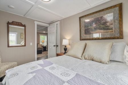 Southern Missouri Hobby Farm With Stunning Home - image 15