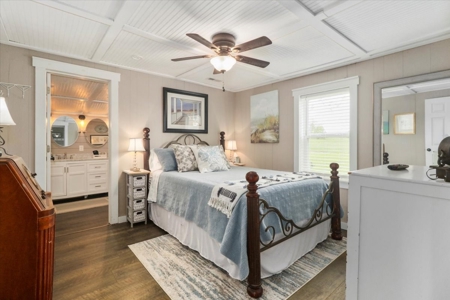 Southern Missouri Hobby Farm With Stunning Home - image 10