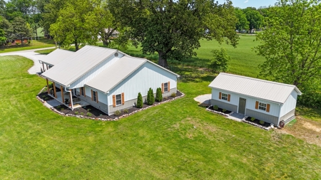 Country Home on 10 Acres for Sale in Dyer, TN - image 3