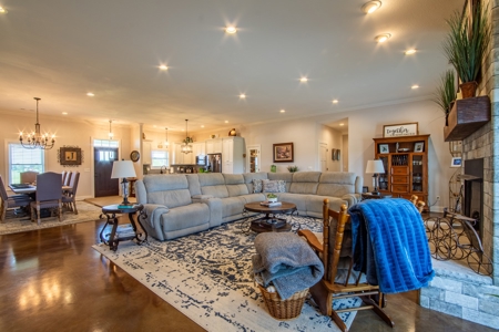 Country Home on 10 Acres for Sale in Dyer, TN - image 10