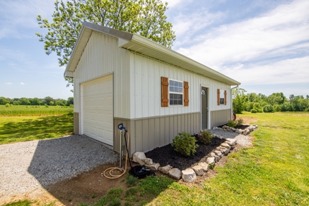 Country Home on 10 Acres for Sale in Dyer, TN - image 34