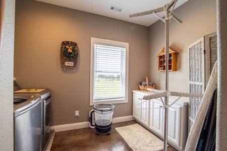 Country Home on 10 Acres for Sale in Dyer, TN - image 21
