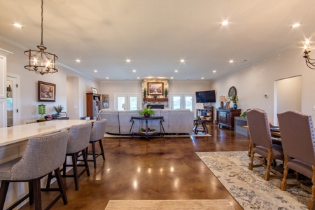 Country Home on 10 Acres for Sale in Dyer, TN - image 6