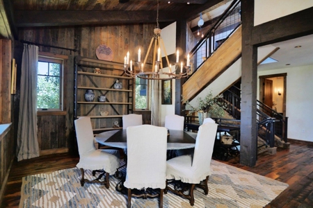Celebrate Life's Achievements-Exceptional Modern Home - image 13