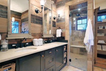 Celebrate Life's Achievements-Exceptional Modern Home - image 18