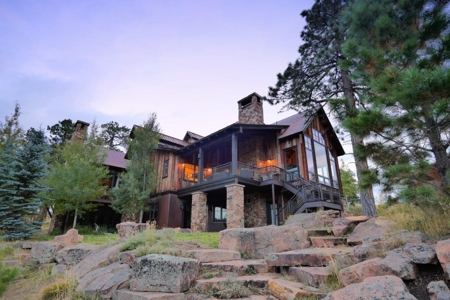 Celebrate Life's Achievements-Exceptional Modern Home - image 35
