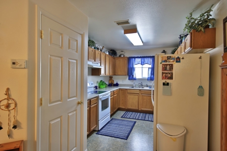 Ranch Style Home For Sale Western Slope of Colorado - image 10