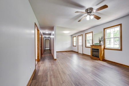 Country Home for Sale in Maury County, Tennessee - image 7