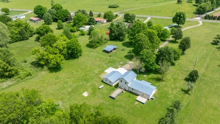 Country Home for Sale in Maury County, Tennessee - image 36