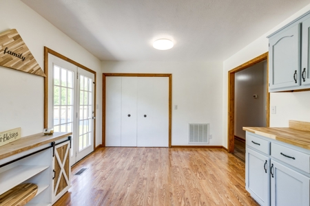 Country Home for Sale in Maury County, Tennessee - image 11