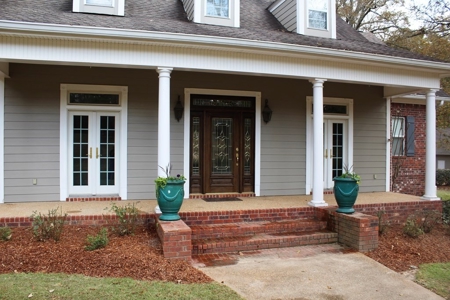 Executive Home in North Pike School District, Pike Co., MS - image 3