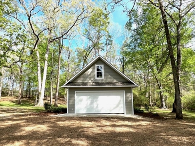 Executive Home in North Pike School District, Pike Co., MS - image 42