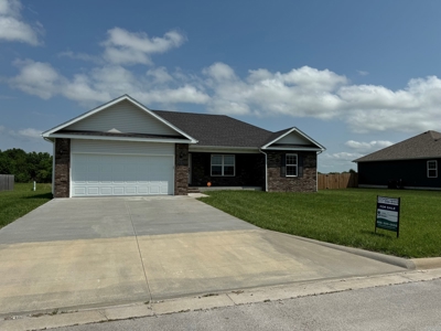 Home for sale in Bolivar, Mo - image 1