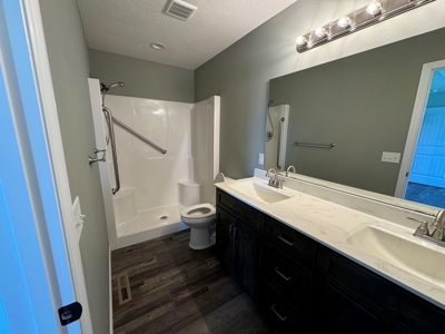 Home for sale in Bolivar, Mo - image 11