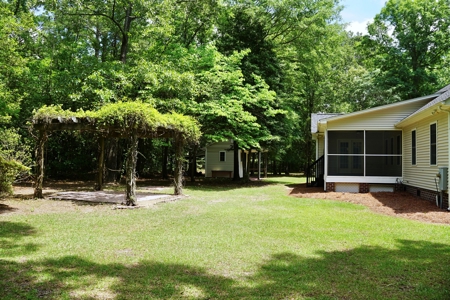 Country Home For Sale Acreage Grimesland NC Pitt County - image 4