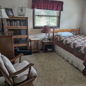 Country Home in Pierre, SD for Sale - image 18