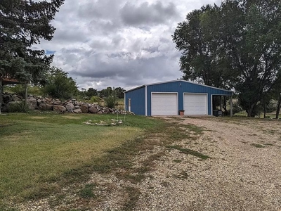 Country Home in Pierre, SD for Sale - image 8