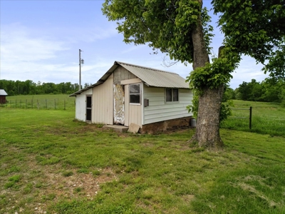 10 Acre Hobby Farm - image 22