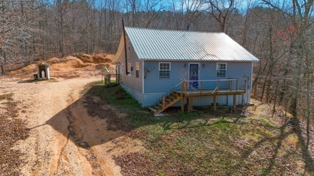 2 Bedroom Country Home On 2 Acres - image 4