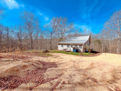 2 Bedroom Country Home On 2 Acres - image 21