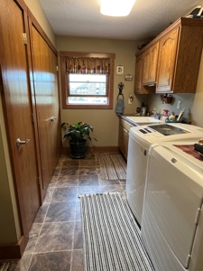 Lucas County Iowa In Town Acreage For Sale - image 18