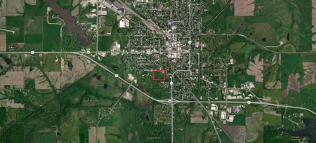 Lucas County Iowa In Town Acreage For Sale - image 50