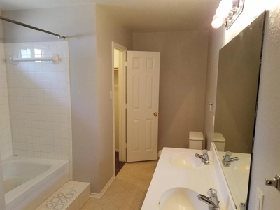 Killeen Texas 4 bedroom Home for Sale close to Ft Cavazos - image 8