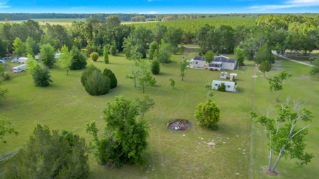 3 Bed 2 Bath Mobile Home On Almost 4.5 Acres - image 4
