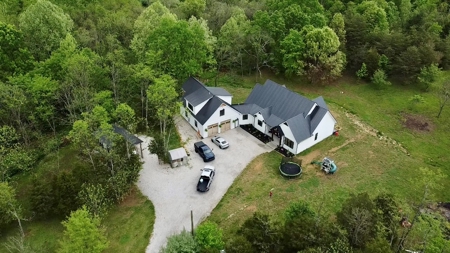 Kentucky Country Home With Land - image 19