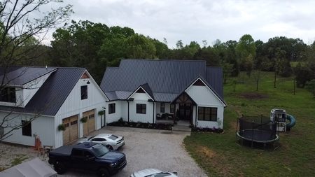Kentucky Country Home With Land - image 14