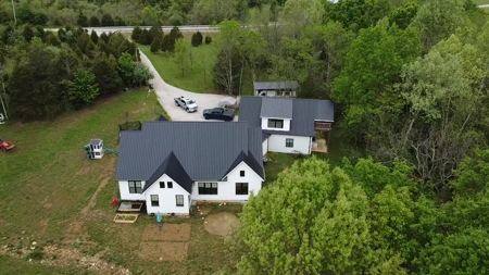 Kentucky Country Home With Land - image 21