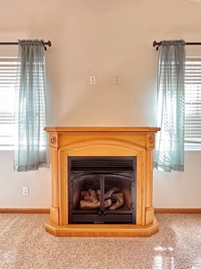 El Dorado Springs Missouri Country Home For Sale - image 9