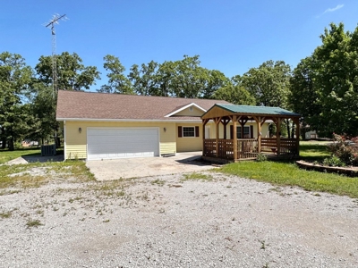 El Dorado Springs Missouri Country Home For Sale - image 42