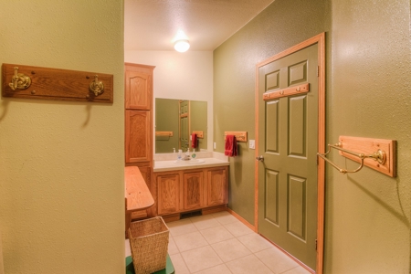 Harmony Hill Country Home on Acreage - image 8