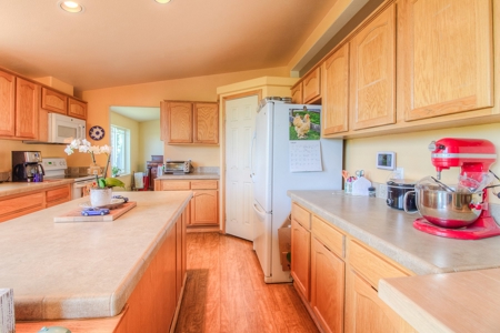 Harmony Hill Country Home on Acreage - image 19