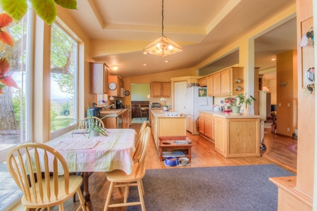 Harmony Hill Country Home on Acreage - image 14