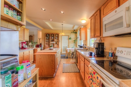 Harmony Hill Country Home on Acreage - image 21