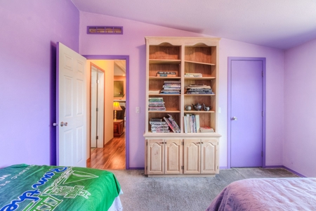 Harmony Hill Country Home on Acreage - image 3