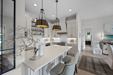 TN Lakeview Custom Home w/Upscale Cabinets & Veranda - image 26