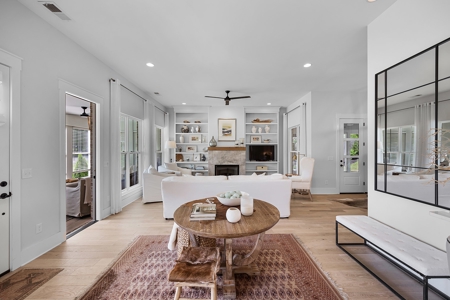 TN Lakeview Custom Home w/Upscale Cabinets & Veranda - image 24
