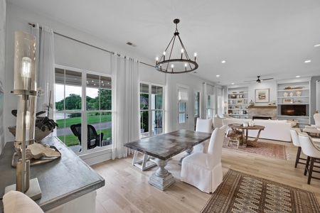 TN Lakeview Custom Home w/Upscale Cabinets & Veranda - image 13