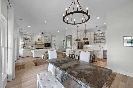 TN Lakeview Custom Home w/Upscale Cabinets & Veranda - image 14