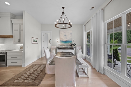 TN Lakeview Custom Home w/Upscale Cabinets & Veranda - image 11