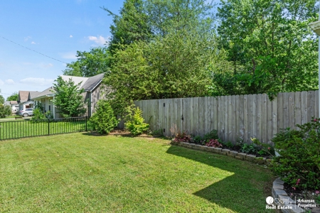 Victorian Home for Sale in Arkansas - image 33