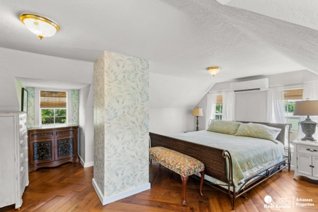 Victorian Home for Sale in Arkansas - image 15