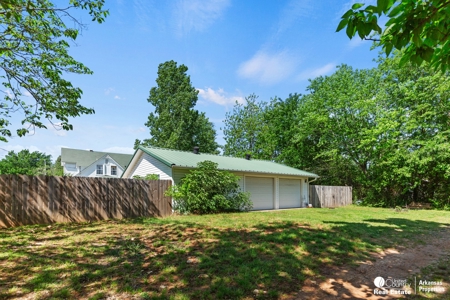 Victorian Home for Sale in Arkansas - image 38