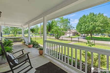 Victorian Home for Sale in Arkansas - image 32